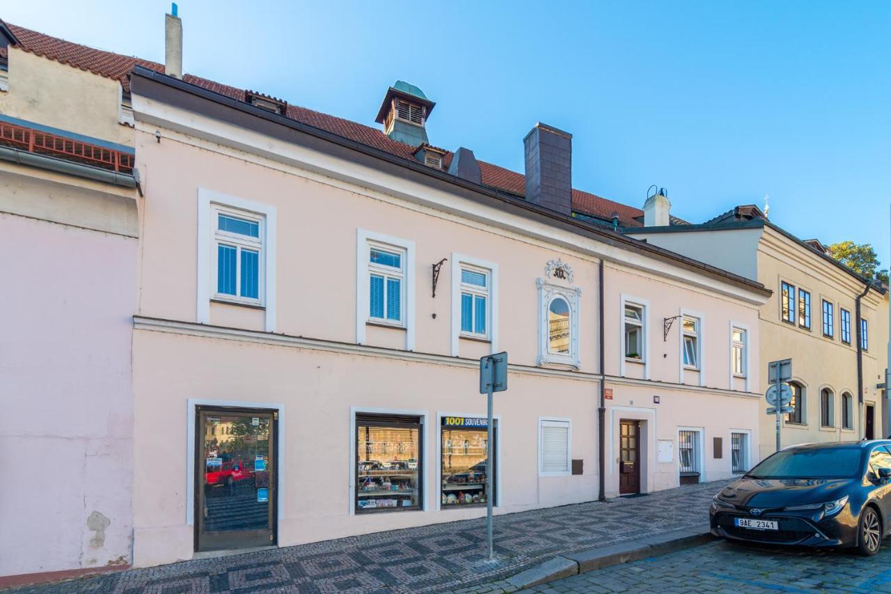 The Bookhouse, 5-Bedroom Residence By Prague Castle Ngoại thất bức ảnh