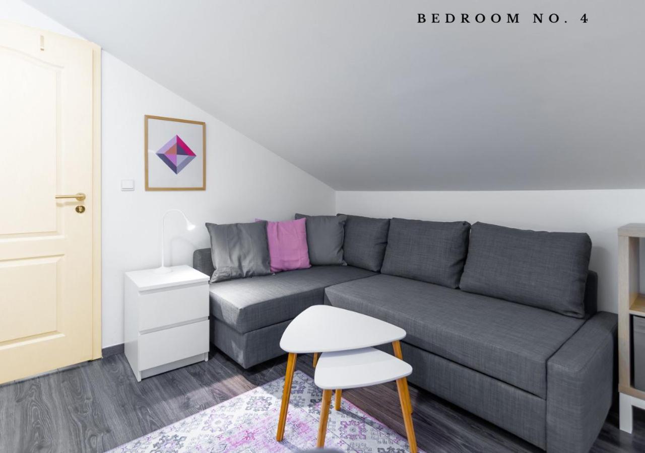 The Bookhouse, 5-Bedroom Residence By Prague Castle Ngoại thất bức ảnh