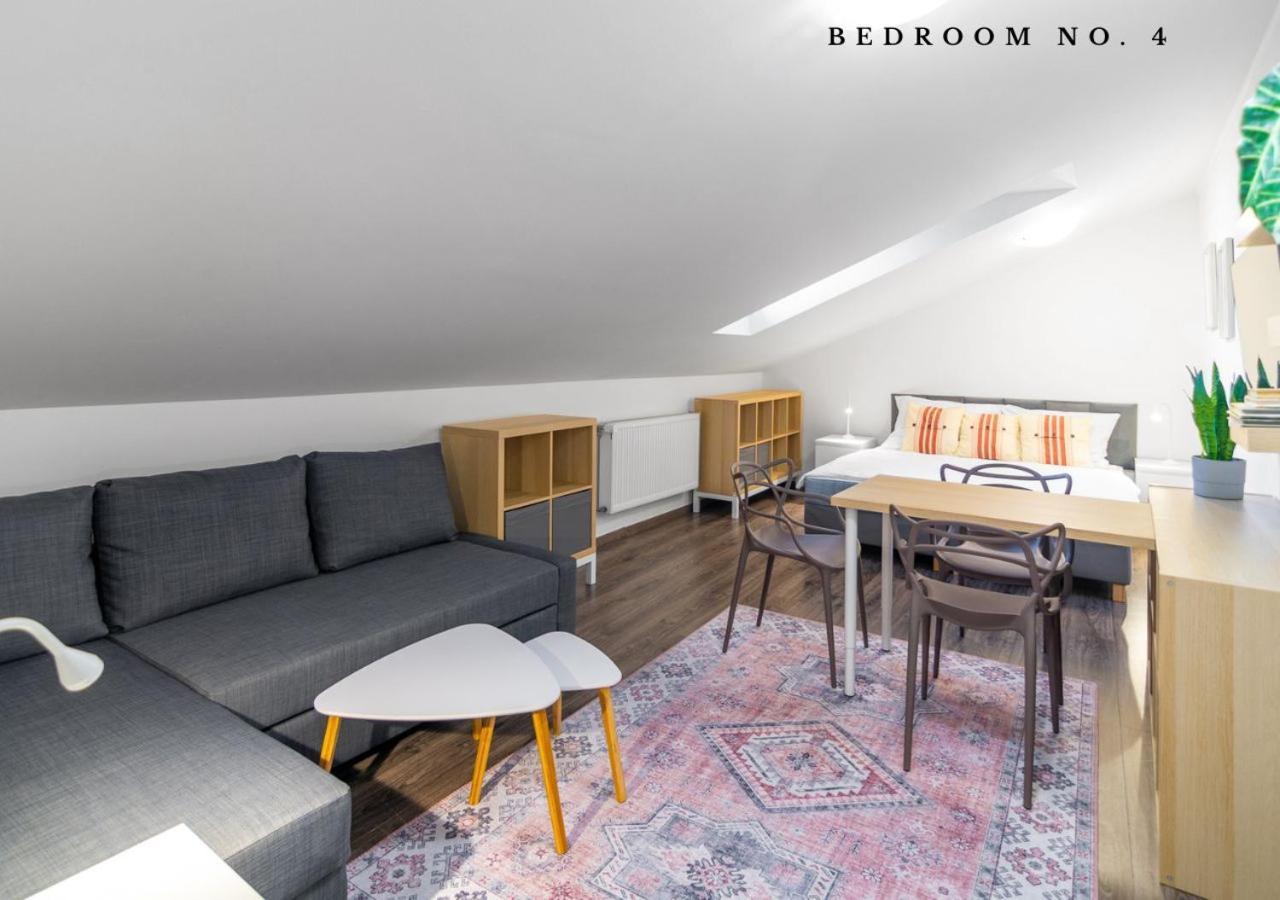 The Bookhouse, 5-Bedroom Residence By Prague Castle Ngoại thất bức ảnh
