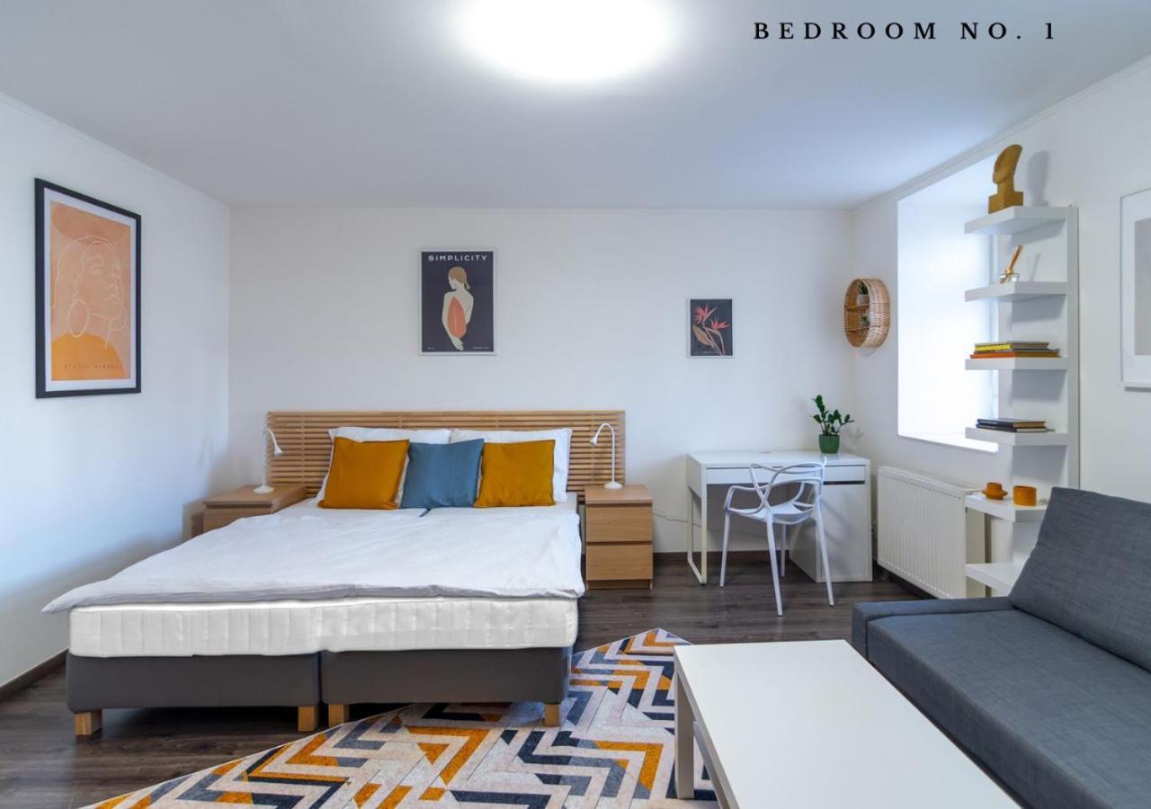 The Bookhouse, 5-Bedroom Residence By Prague Castle Ngoại thất bức ảnh